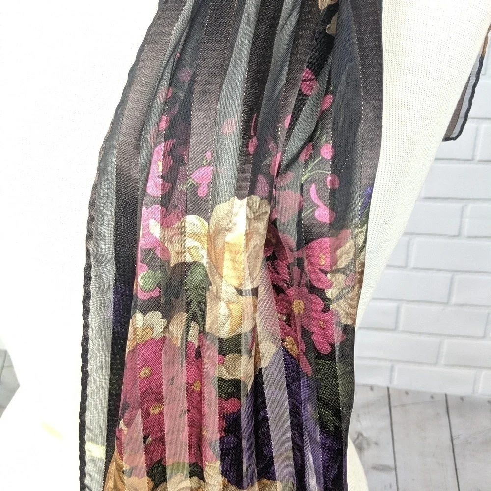 Liz Claiborne Satin Brown & Gold Floral Scarf‎